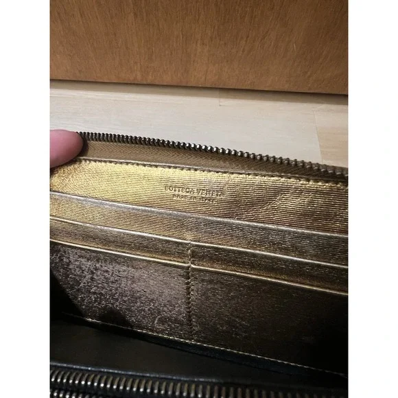 Bottega Veneta Gold Intrecciato Leather Zip Around Wallet Metallic Shiny - Picture 11 of 15